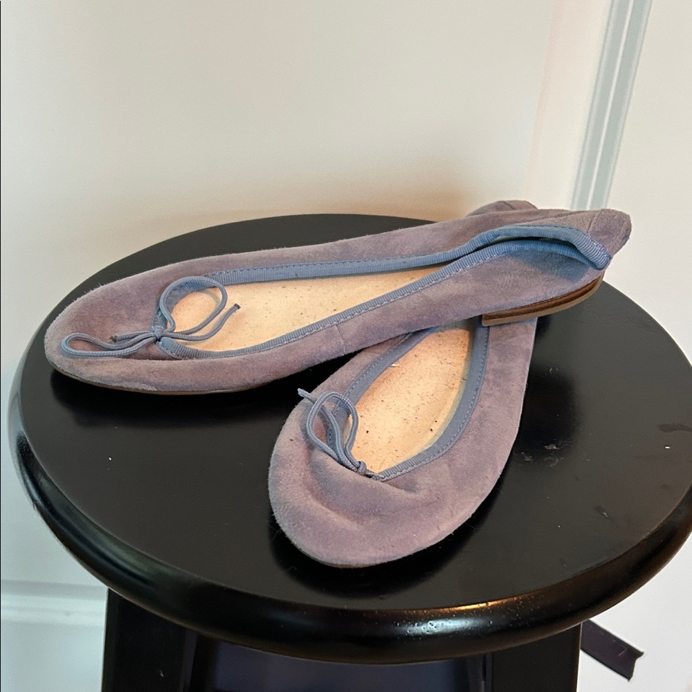 Gap Elegant  light blue  Suede Ballet Flats.  Size 7